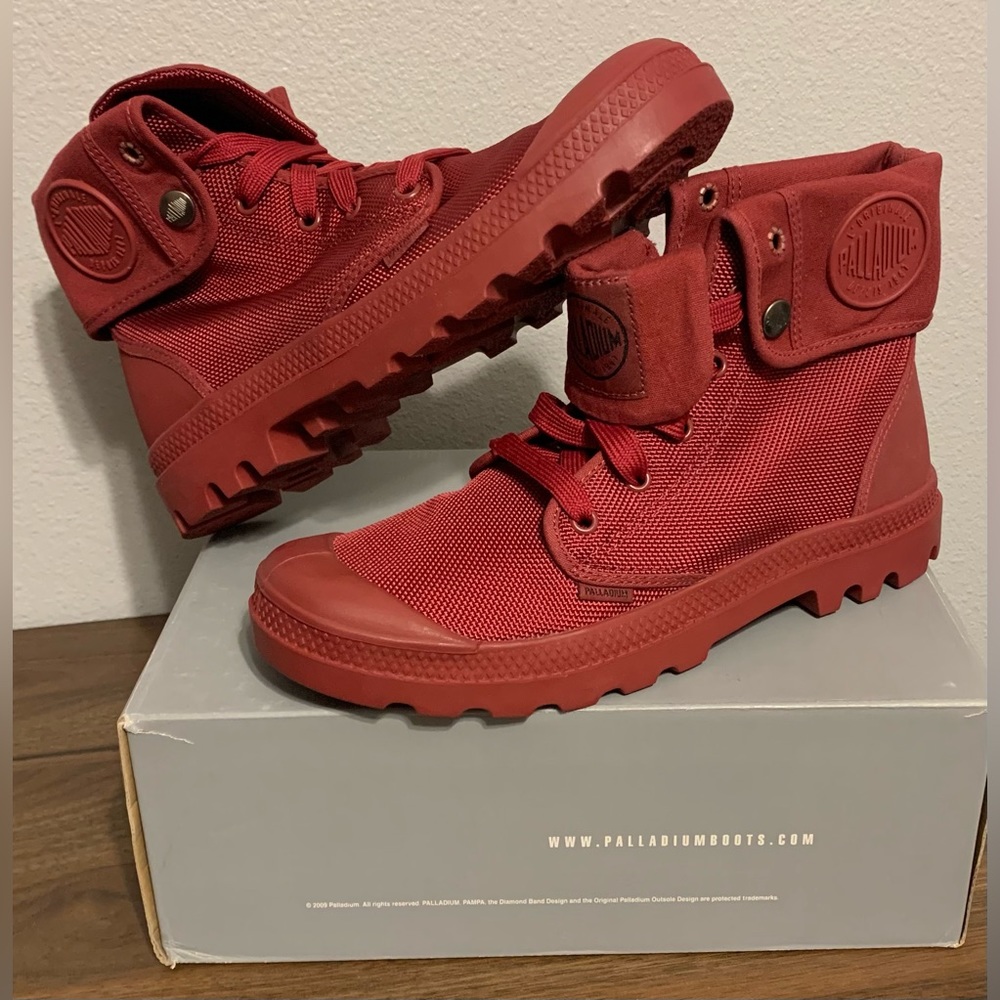 Women's NIB Palladium Mono Chrome Baggy II Boots Women's 10, 10.5, 12.5